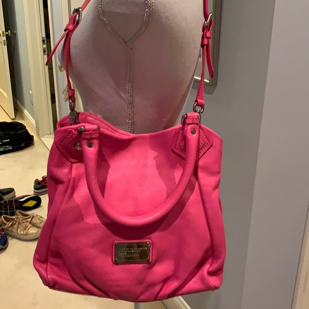 Marc Jacobs hot pink leather shoulder hobo